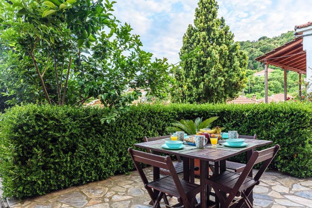 Small House With Garden & View Apartment *